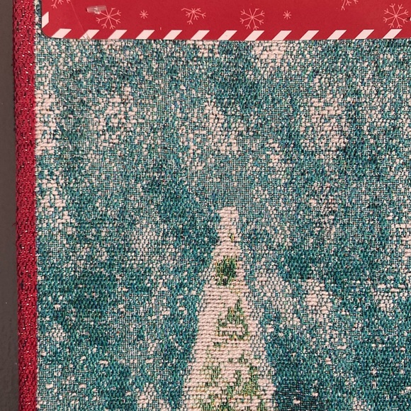 NWT Beautiful Holiday Red Farm Truck Christmas Tapestry Table Runner 70x13 - Picture 8 of 17